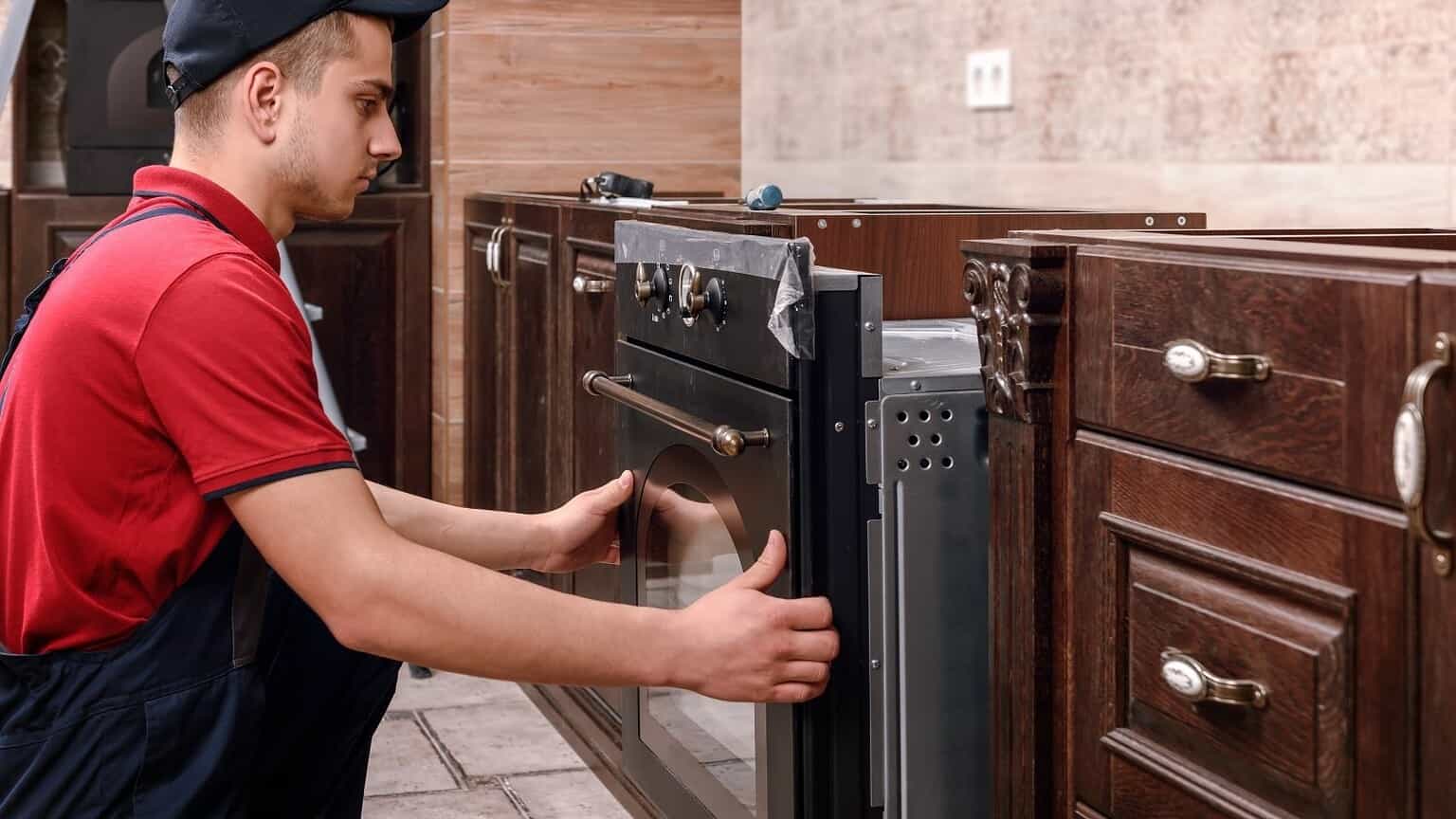 Can You Put Aluminum Foil in the Microwave? Practical Cooks