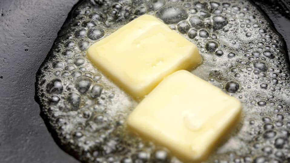 Can You Spray Pam Directly on Food? (Explained) Practical Cooks