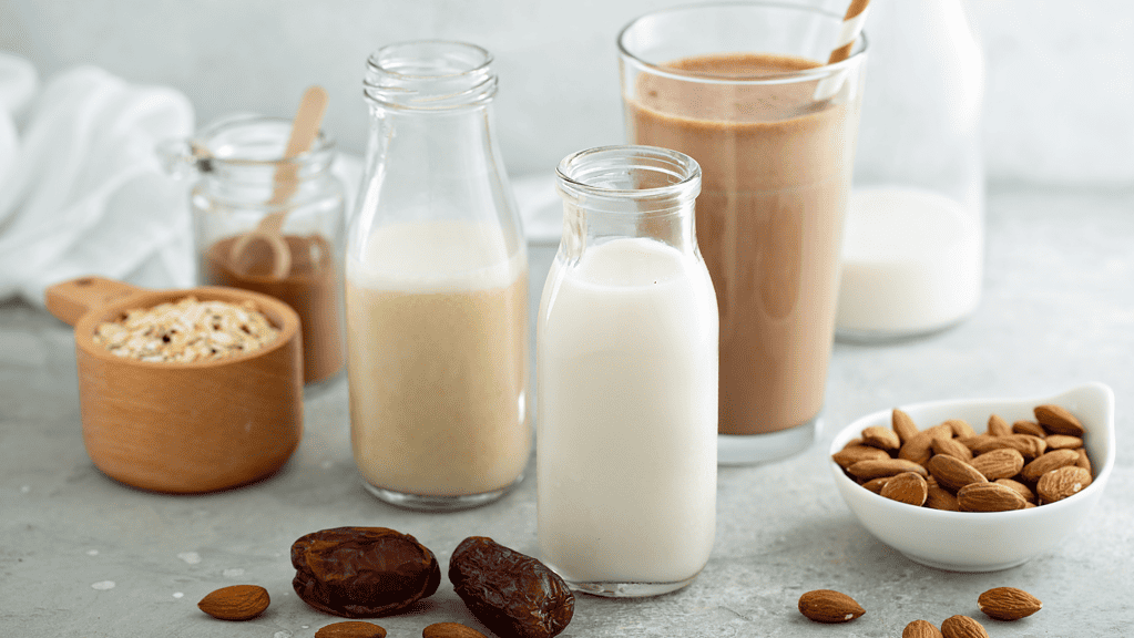 Date-Sweetened Chocolate Cashew Milk